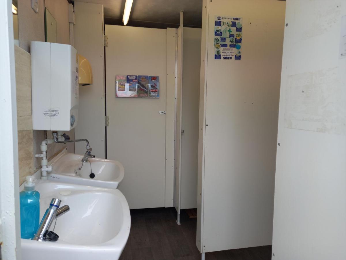 Pen Y Buarth Pod - Caravan Site Caernarfon Eksteriør billede